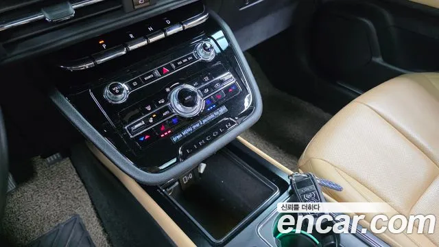 Lincoln Corsair Corsair 2.0 Reserve AWD — Фото автомобиля 9