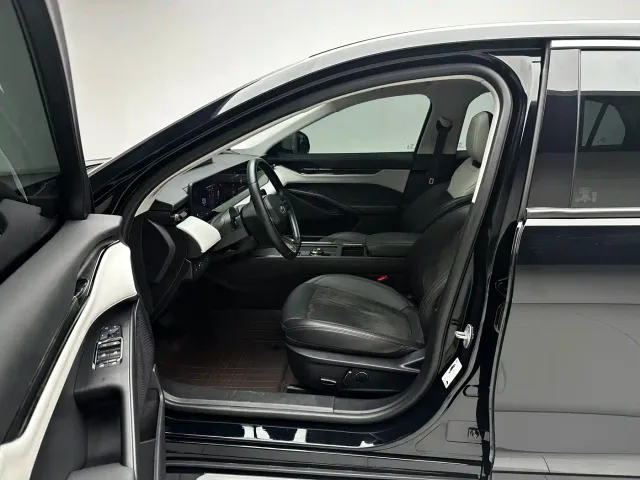 Ford Mondeo — Фото автомобиля 9