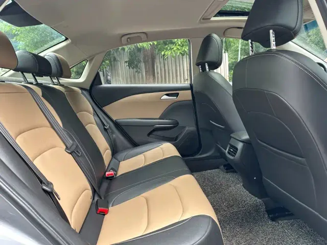 Chevrolet Monza — Фото автомобиля 14