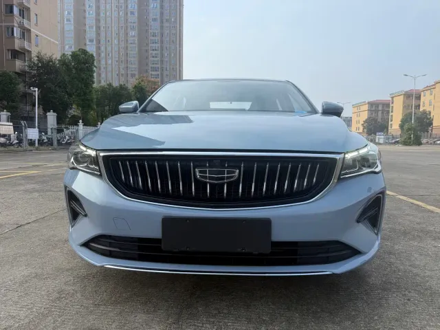 Geely Emgrand — Фото автомобиля 2