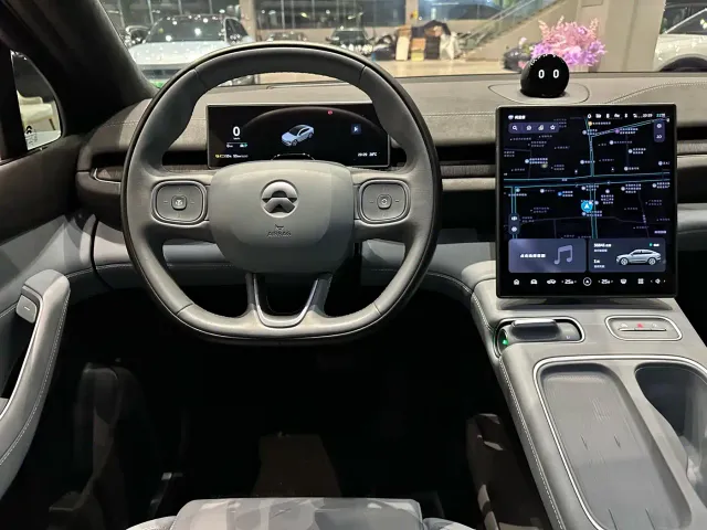 Nio EC6 — Фото автомобиля 15