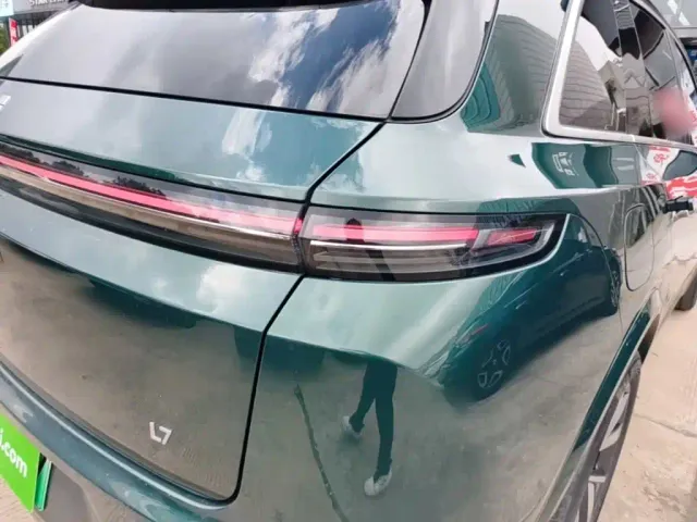 Li Auto L7 — Фото автомобиля 7