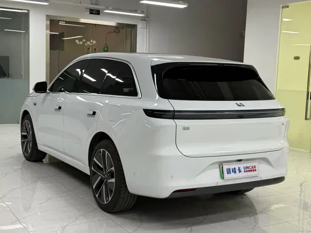 Li Auto L6 — Фото автомобиля 4