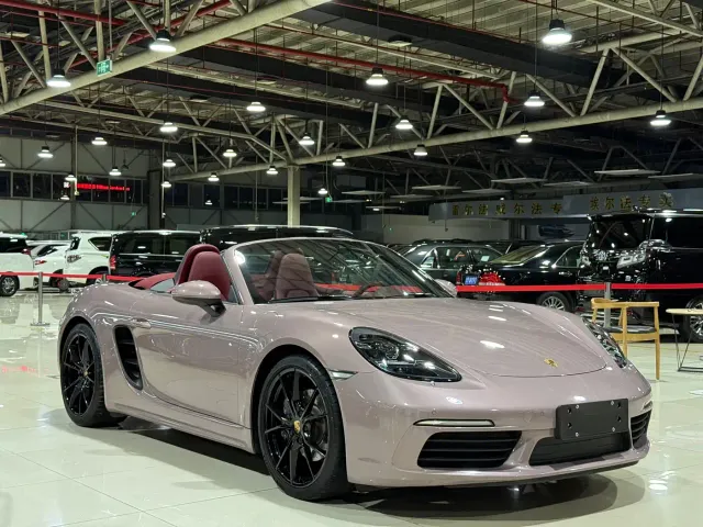 Porsche 718 — Фото автомобиля 3
