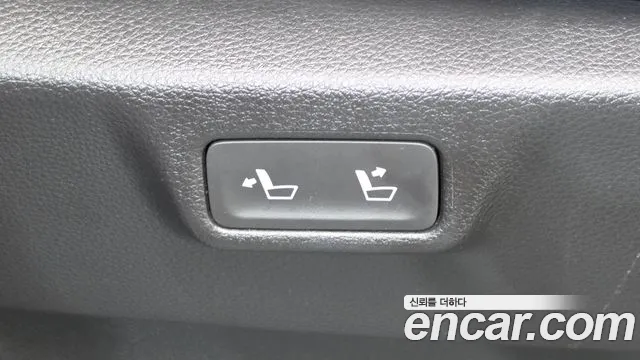 Kia Carnival Generation 4 — Фото автомобиля 18