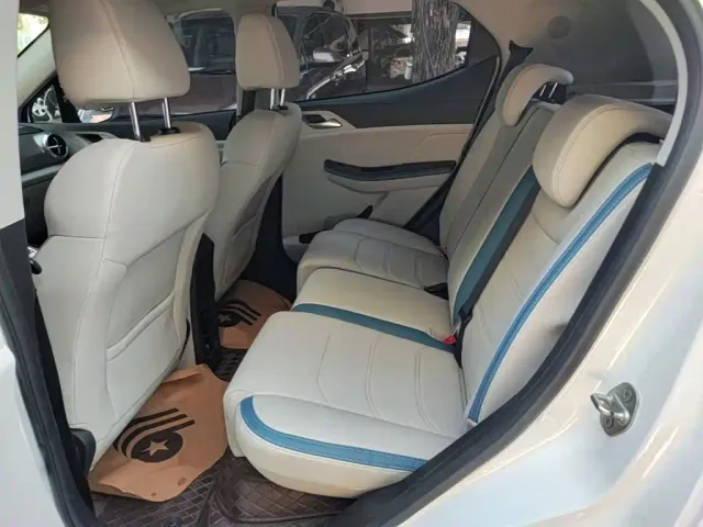BYD Yuan Pro — Фото автомобиля 16