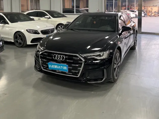 Audi A6L — Фото автомобиля 13