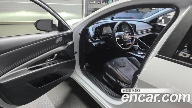 Hyundai AVANTE Новый Avante (CN7) — Фото автомобиля 10