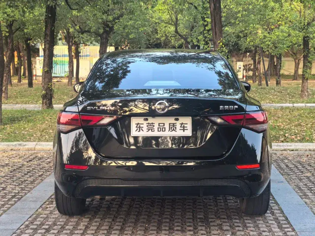 Nissan Sylphy — Фото автомобиля 6