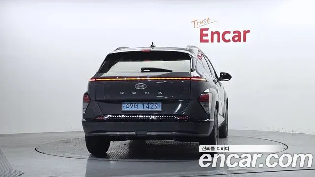 Hyundai Kona — Фото автомобиля 4