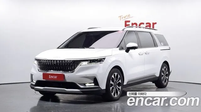 Фотография автомобиля — Kia Carnival 4th Gen