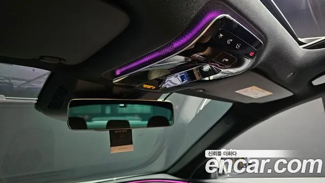Mercedes-Benz E-Class — Фото автомобиля 18