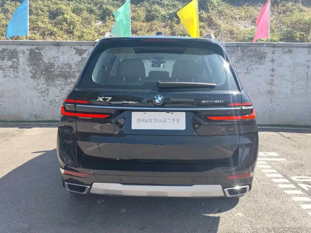 BMW X7 — Фото автомобиля 9