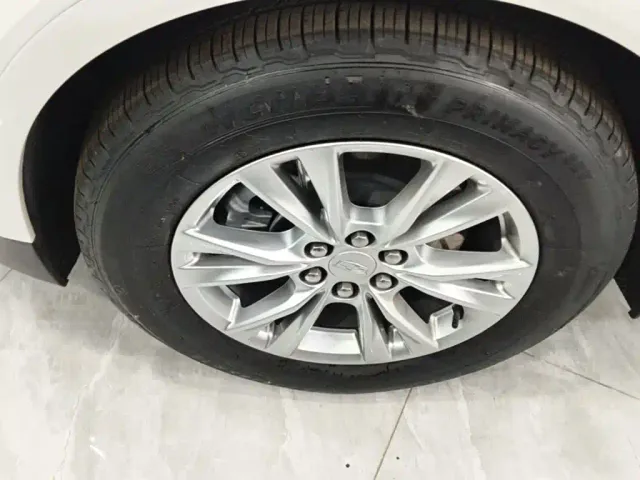 Cadillac XT5 — Фото автомобиля 22