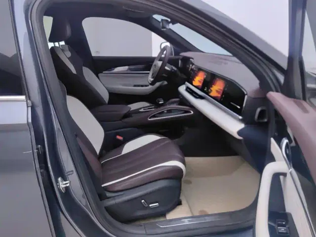 Geely Xingyue L — Фото автомобиля 8