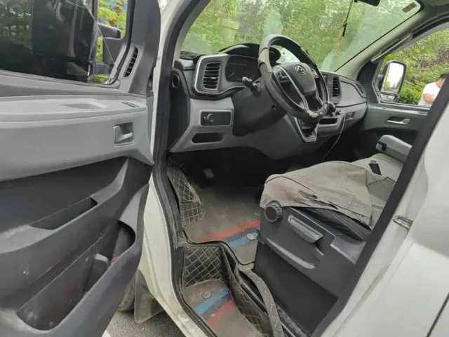 Maxus Xintu V80 — Фото автомобиля 13
