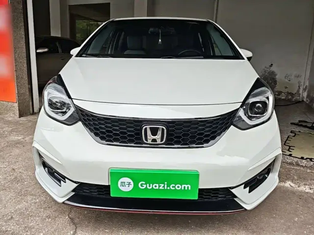 Honda LIFE 2021 1.5L CVT SPORT Heartbeat Edition — Фото автомобиля 2