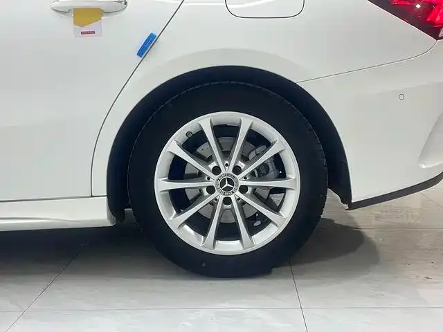 Mercedes-Benz A-Class — Фото автомобиля 14