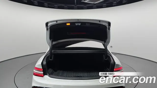 Genesis G80 Бензин 2.5 турбо AWD — Фото автомобиля 27