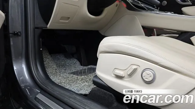 Genesis GV80 2.5T Бензин AWD — Фото автомобиля 18