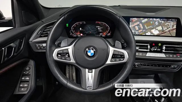 BMW 1 Series F40 — Фото автомобиля 12