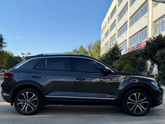 Volkswagen T-Roc — Фото автомобиля 4