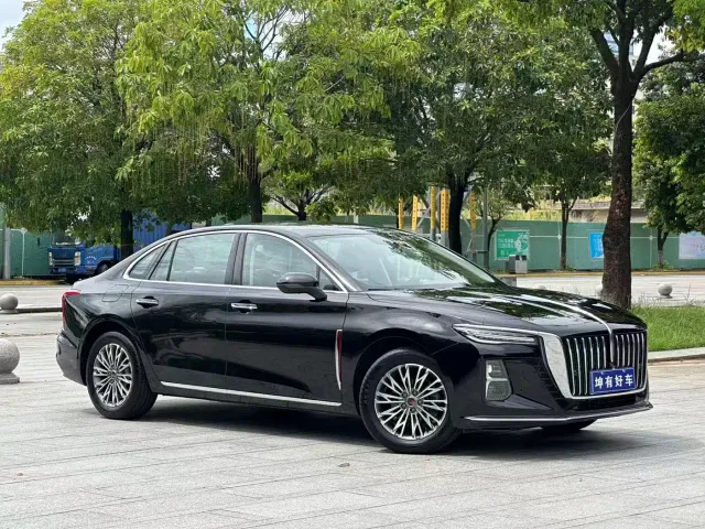 Hongqi H5 — Фото автомобиля 3