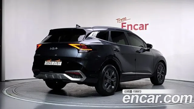 Kia Sportage Sportage 5-е поколение Дизель 2.0 2WD — Фото автомобиля 2