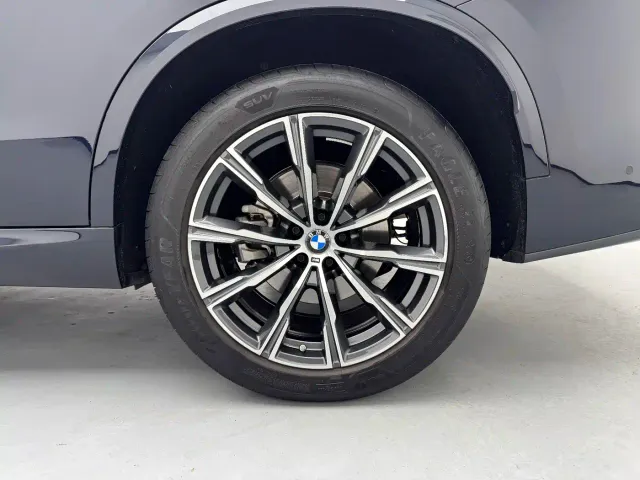 BMW X5 — Фото автомобиля 14