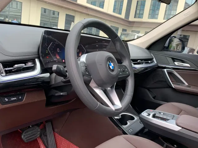 BMW X1 — Фото автомобиля 18