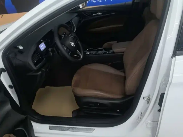 Buick Regal — Фото автомобиля 14