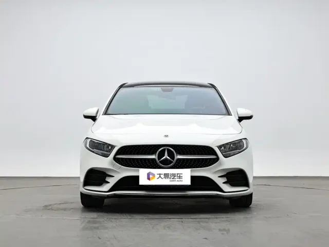 Mercedes-Benz A-Class — Фото автомобиля 2