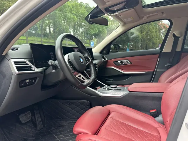 BMW 3 Series — Фото автомобиля 6