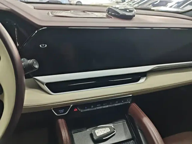 Geely Xingyue L — Фото автомобиля 12