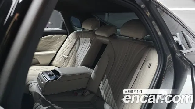 Kia K8 Hybrid — Фото автомобиля 18