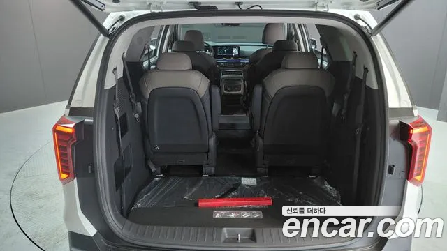Kia Canival Новый Carnival 4 поколение HEV 9 мест Signature — Фото автомобиля 17