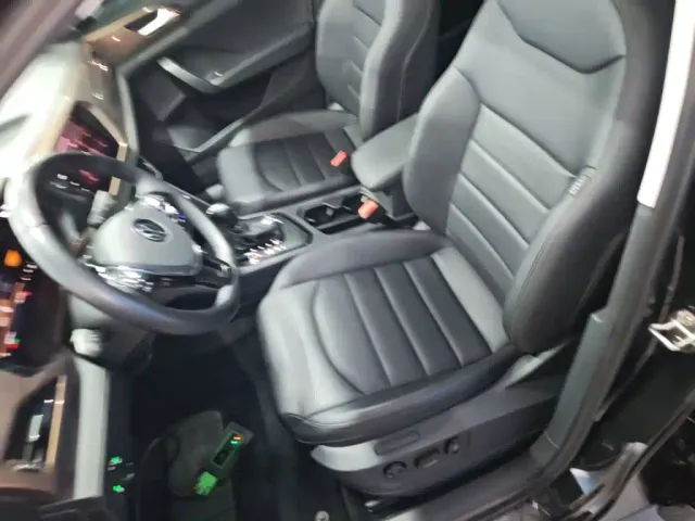Volkswagen Tharu — Фото автомобиля 14