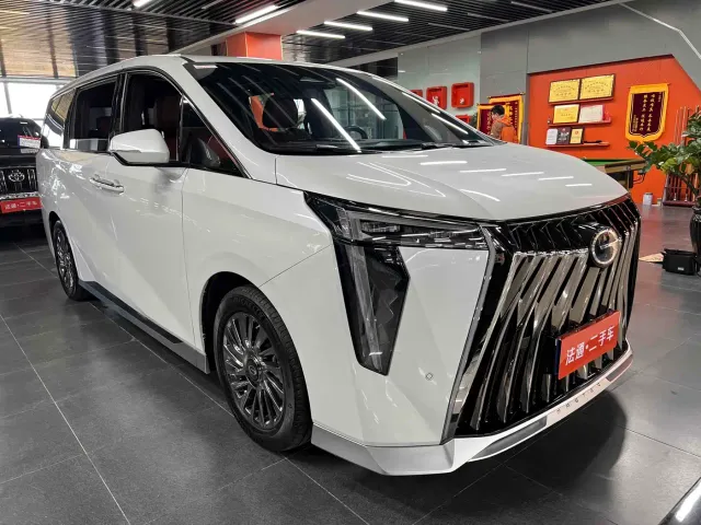 GAC Trumpchi M8 — Фото автомобиля 3