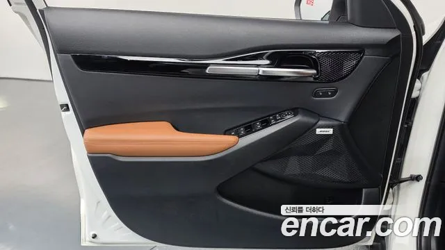 Kia Seltos — Фото автомобиля 13