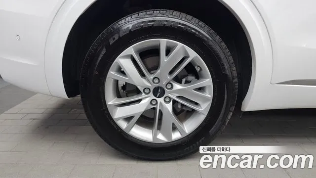 Genesis GV70 — Фото автомобиля 5