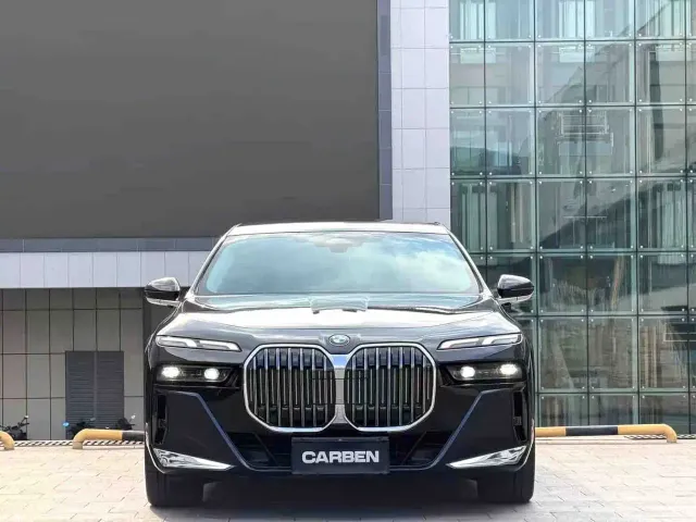 BMW 7 Series — Фото автомобиля 2