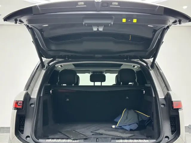 Land Rover Range Rover Sport — Фото автомобиля 23