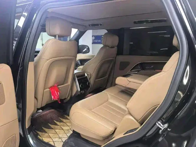 Land Rover Range Rover — Фото автомобиля 3