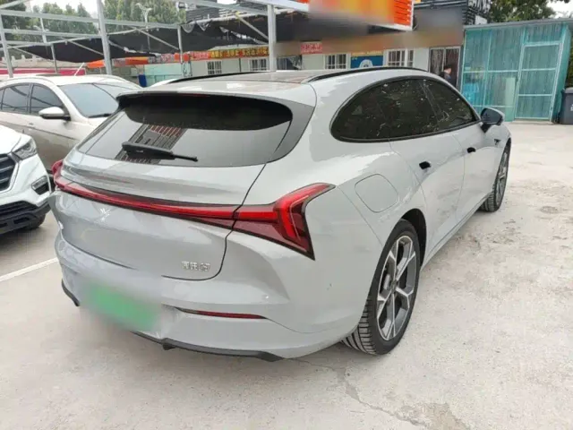 Hozon Nezha S Shooting Brake — Фото автомобиля 6
