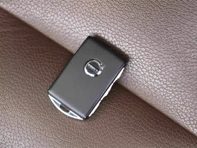 Volvo S90 — Фото автомобиля 21