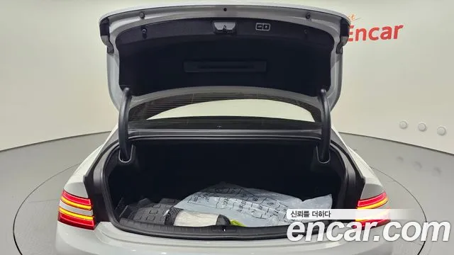 Genesis G80 RG3 — Фото автомобиля 24