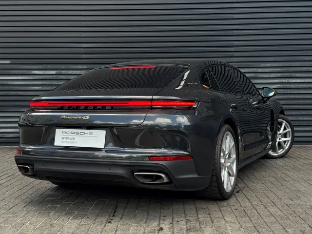 Porsche Panamera — Фото автомобиля 7