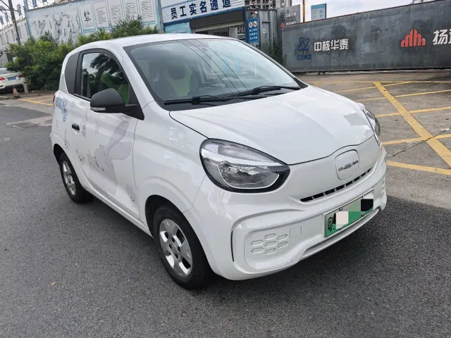 Roewe Clever — Фото автомобиля 3