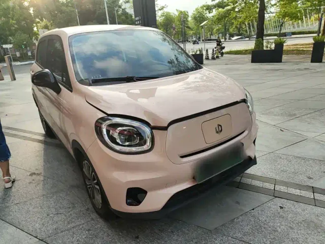 Leapmotor T03 — Фото автомобиля 3