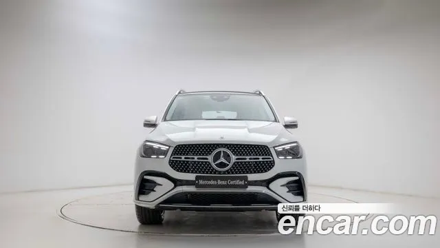 Mercedes-Benz GLE-Class — Фото автомобиля 3